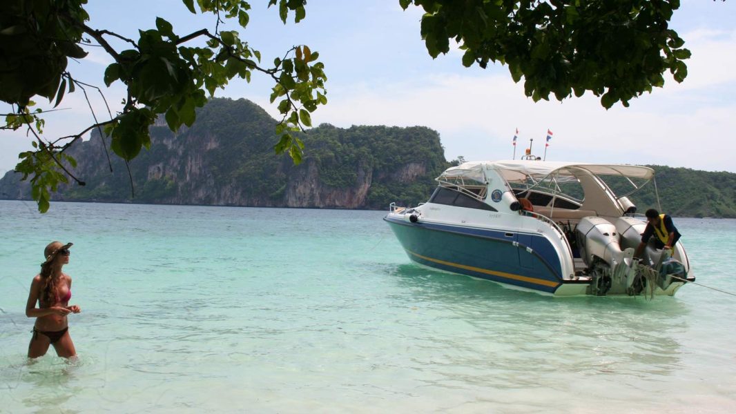 Phuket Private Boat Charter